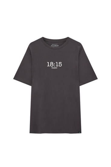 Short sleeve T-shirt with numbers