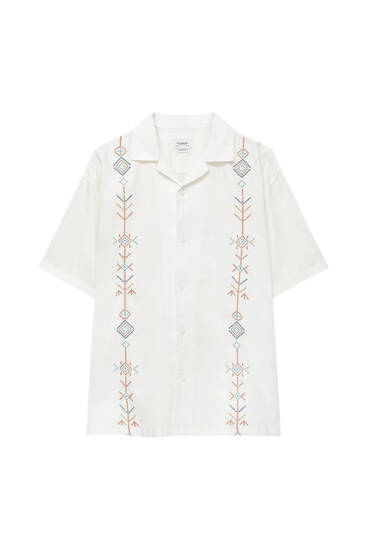 Embroidered short sleeve shirt