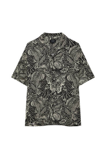 Short sleeve shirt with leaf print