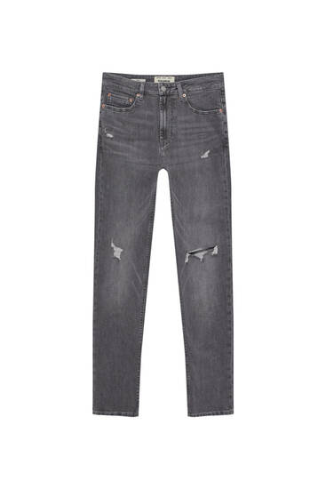 Basic slim-fit jeans with ripped detail