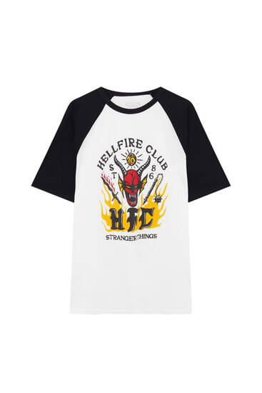 clásico Ligeramente Monje Camiseta Stranger Things Hellfire manga corta - PULL&BEAR