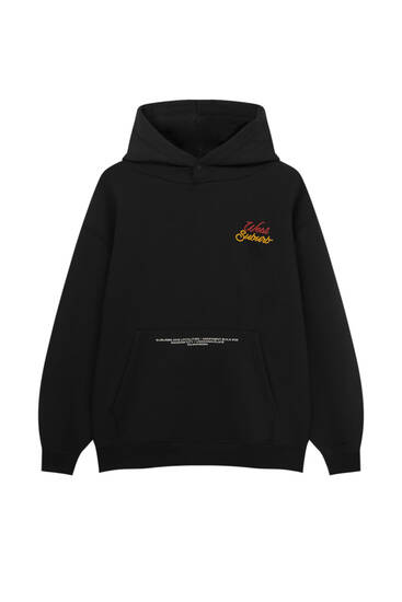 Desenli siyah kapüşonlu sweatshirt