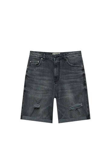 Basic slim-fit denim Bermuda shorts with rips