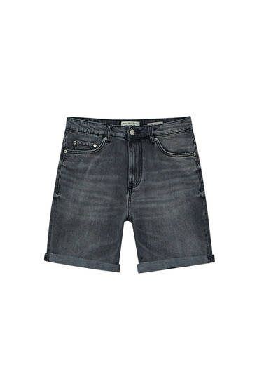 Basic slim denim Bermuda shorts