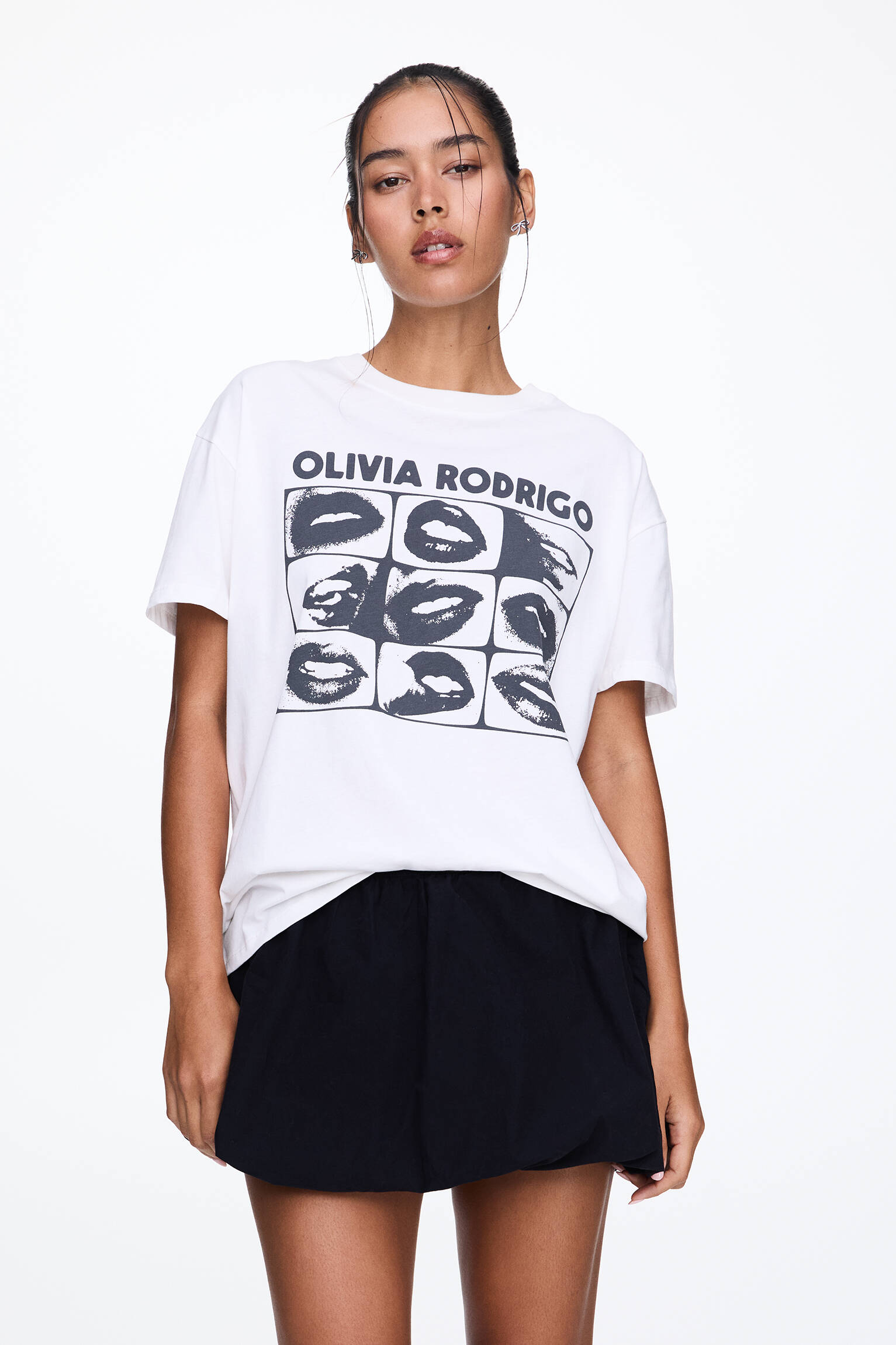 Olivia Rodrigo Tshirt PULL&BEAR