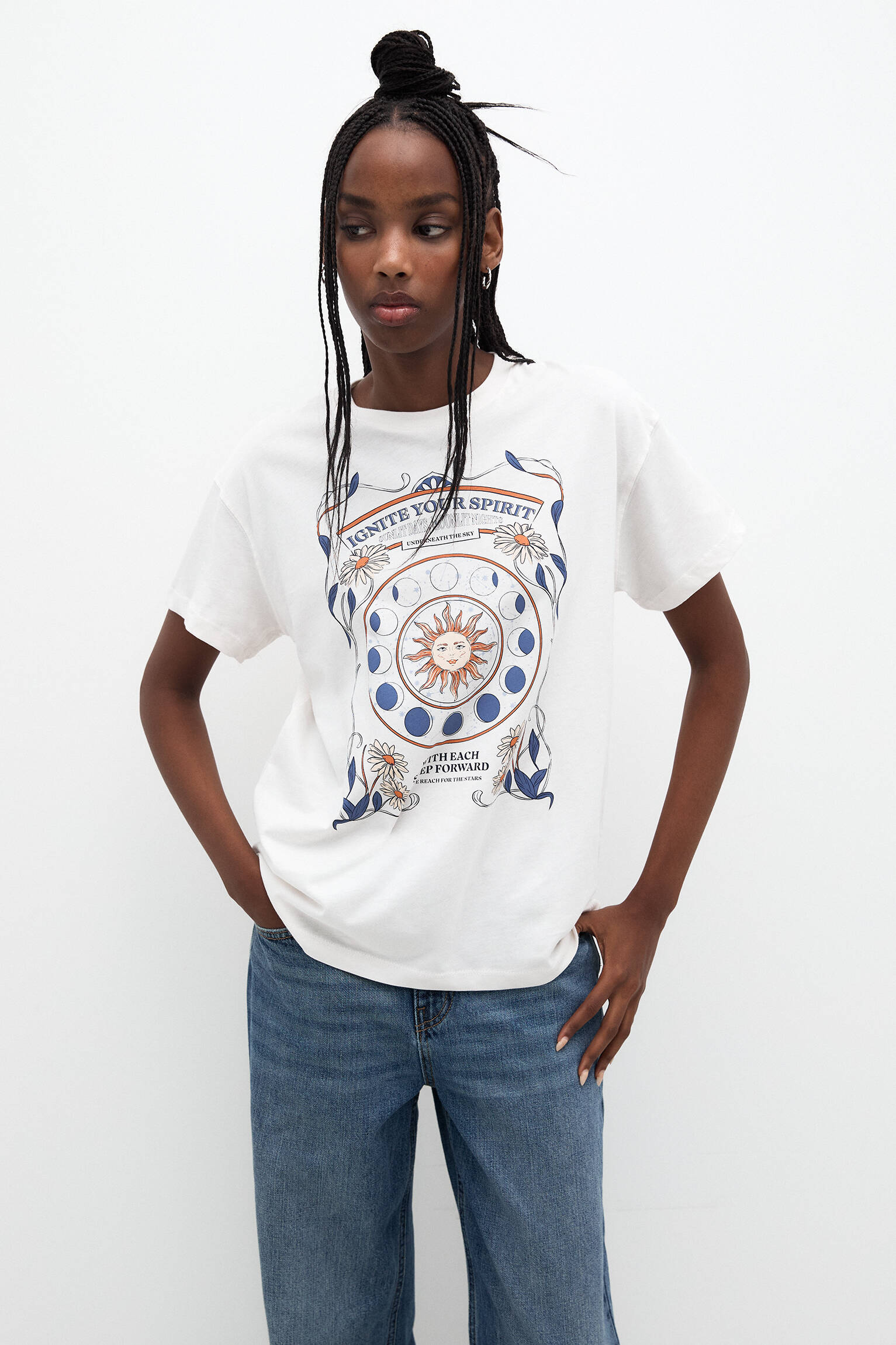Kurzärmeliges esoterisches T-Shirt mit Sonne - PULL&BEAR