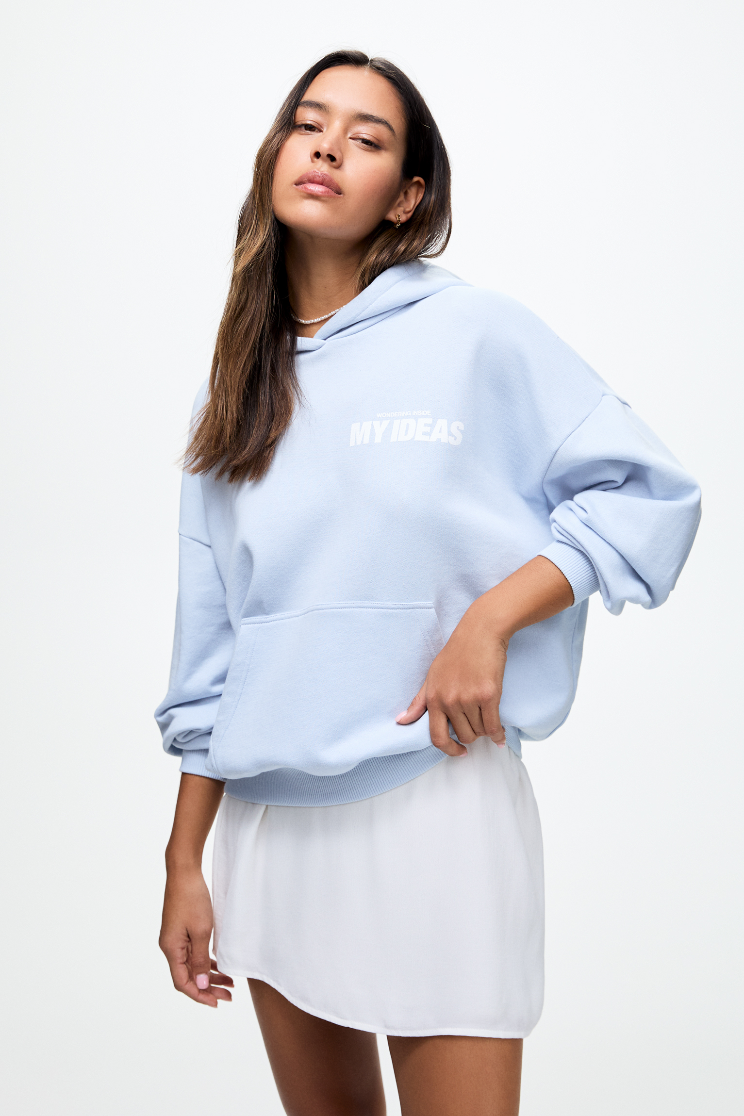 Sudadera oversize con capucha en The Sun, Lover and Soul