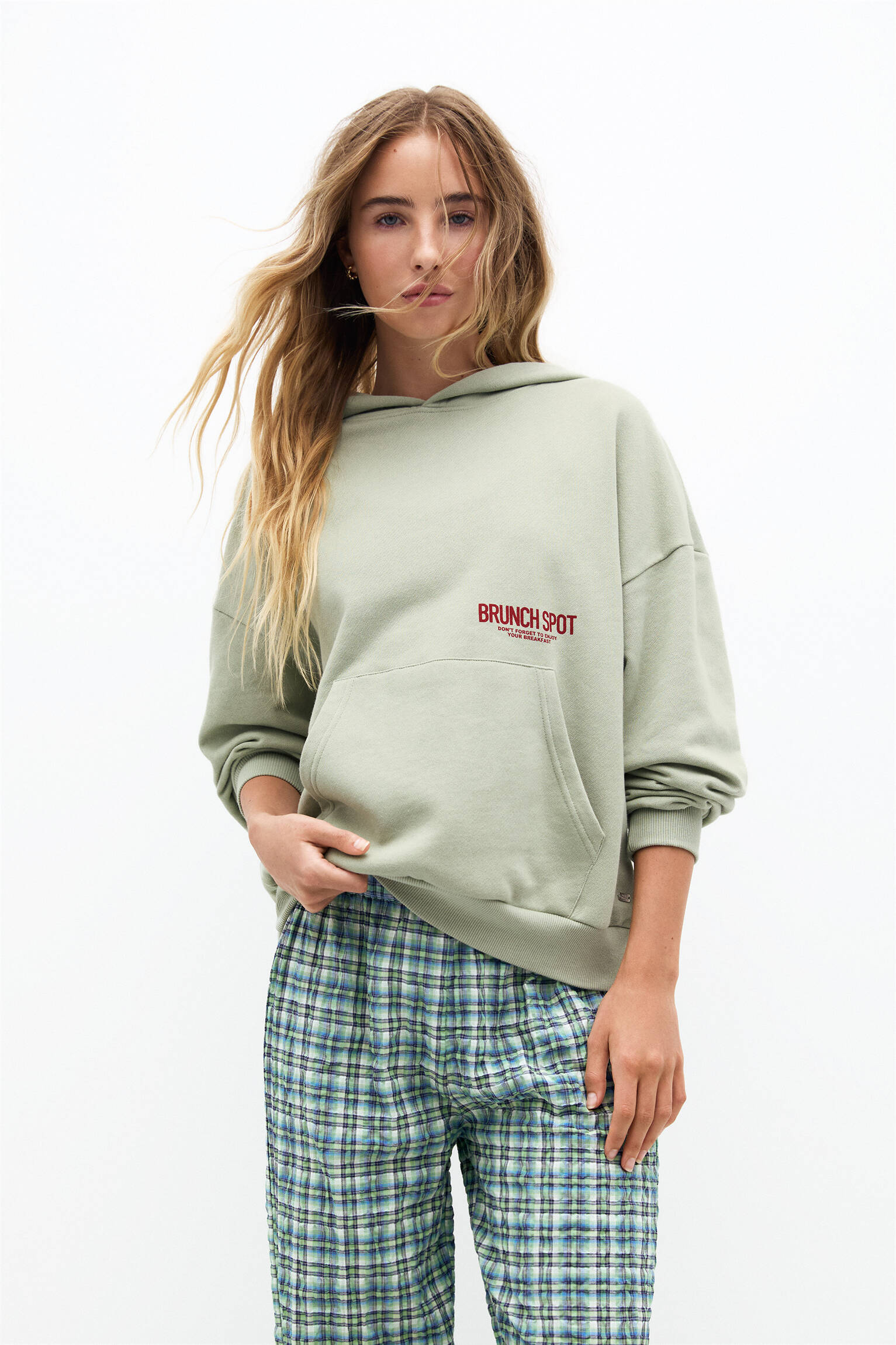 Hoodie mit Kapuze Brunch - PULL&BEAR