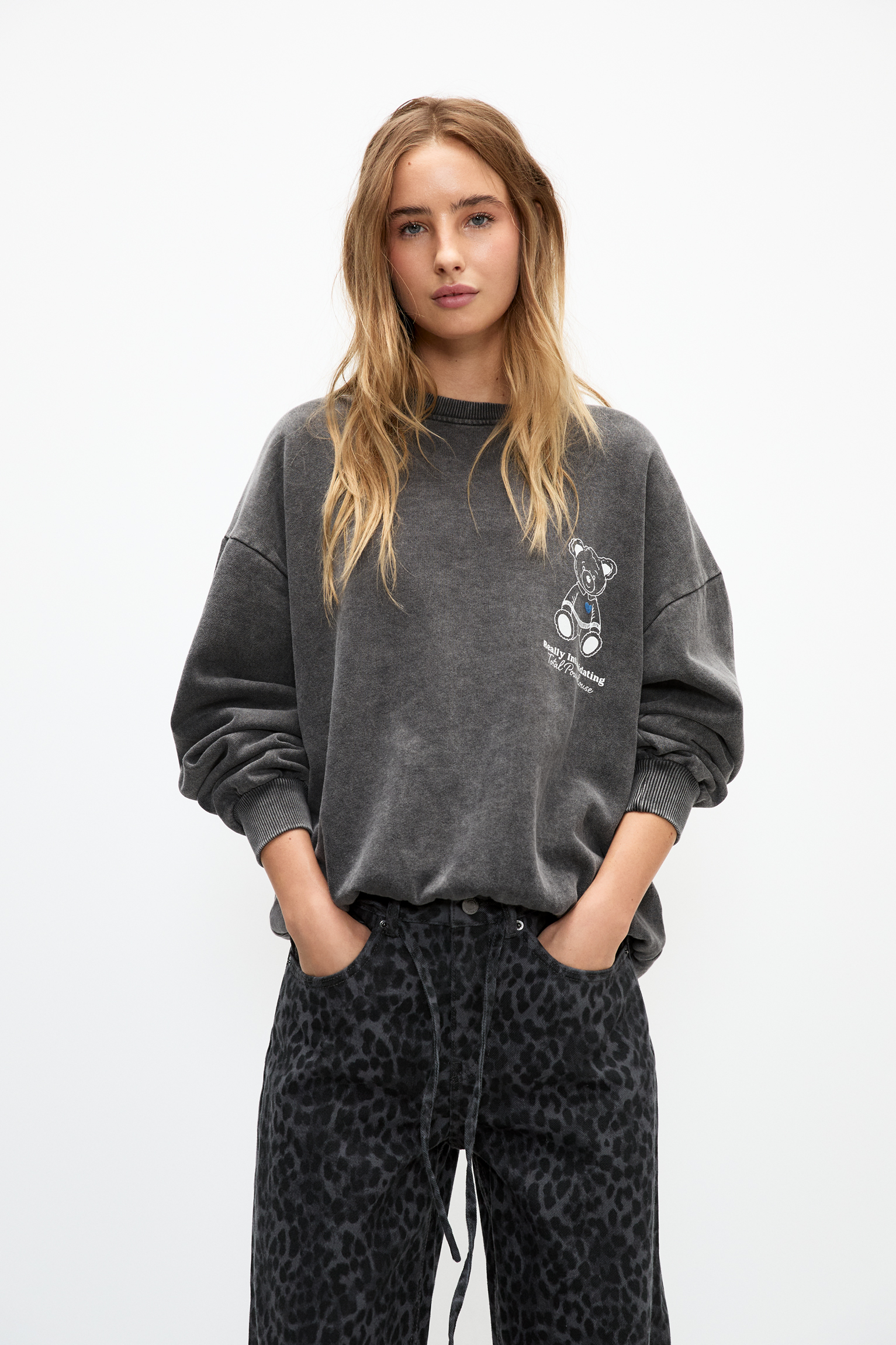 Women s Sweatshirts PULL BEAR