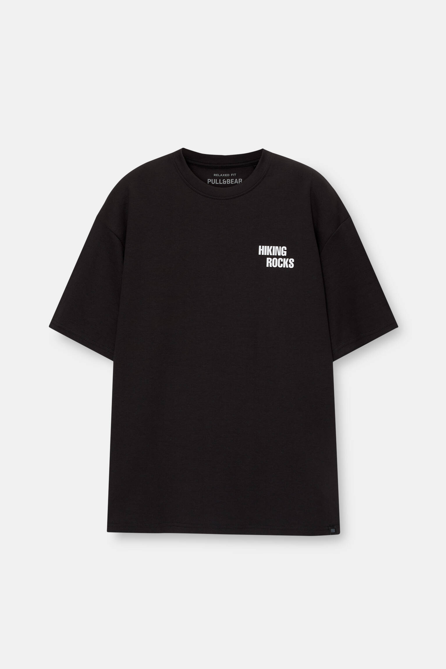 camiseta-parches-manga-corta-pull-bear