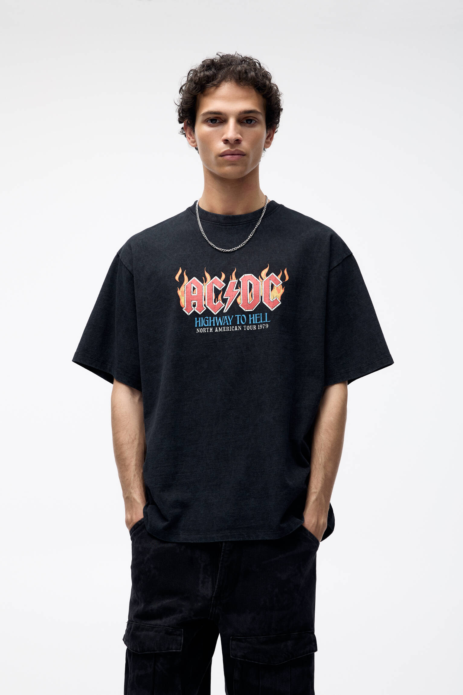 Short sleeve AC/DC T-shirt - PULL&BEAR