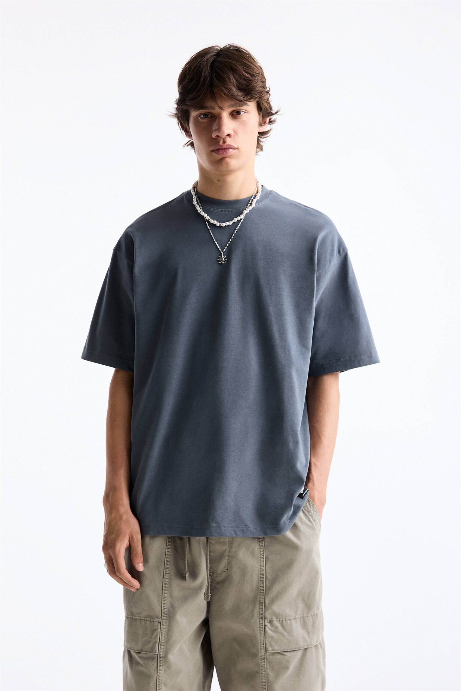 T-Shirt extra loose aus soft Touch Gewebe - PULL&BEAR 