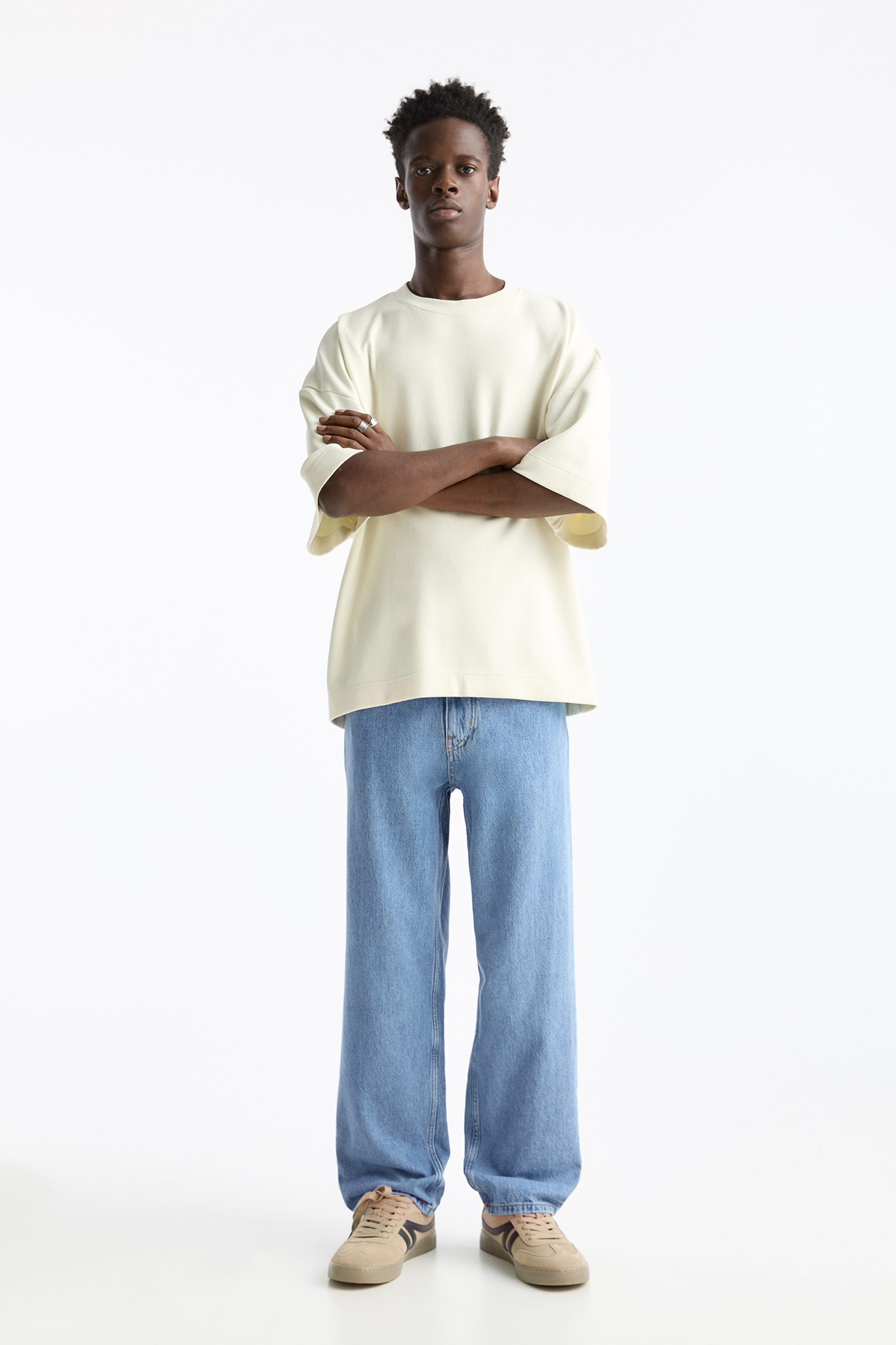 jeans baggy strappati