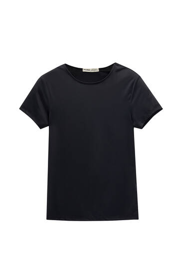 Slim fit short sleeve T-shirt with seams