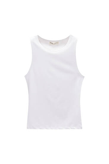 Shop Pull&Bear Women's Cropped Camisoles And Tanks up to 75% Off