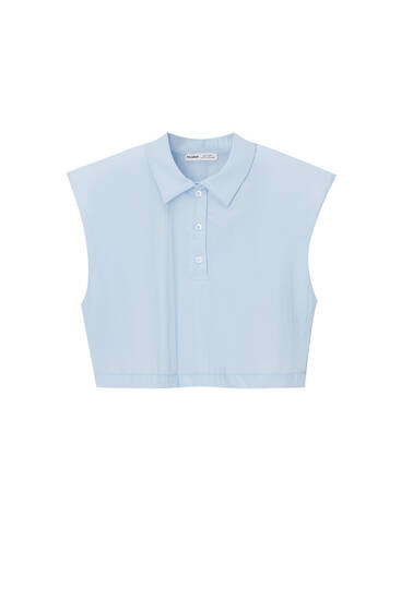 Sleeveless shirt with shoulder pad details