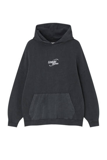 Basic hoodie pull online and bear