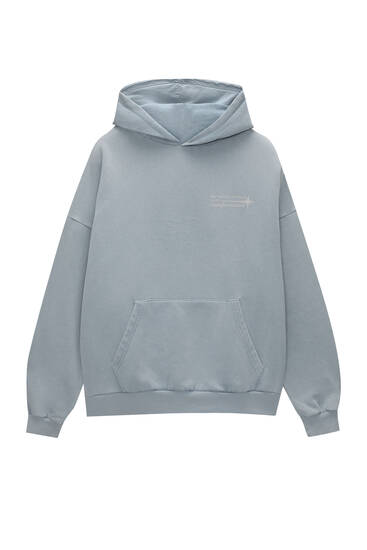 Light blue pull hot sale and bear hoodie