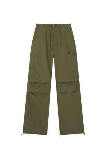 Pull and bear 2025 cargo trousers