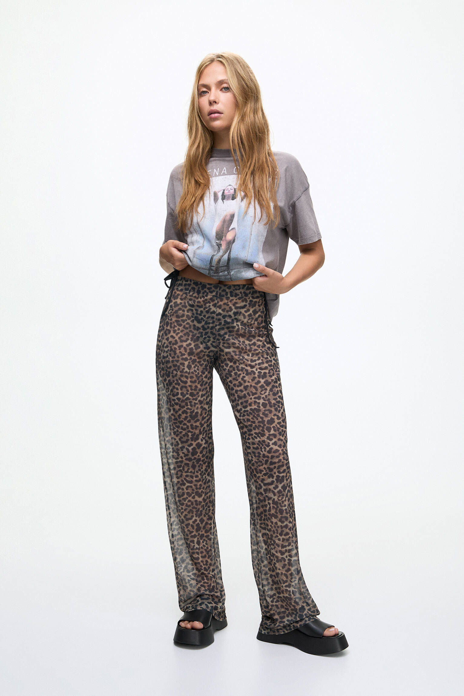 Straight leopard print pants - pull&bear