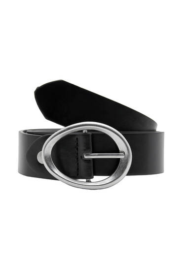 Faux leather oval buckle belt