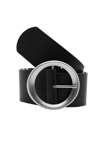 Faux leather belt with a round buckle