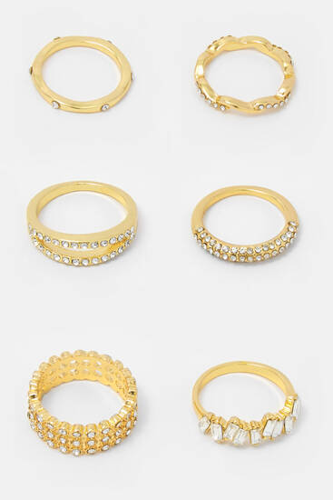 Pack of shiny metallic rings