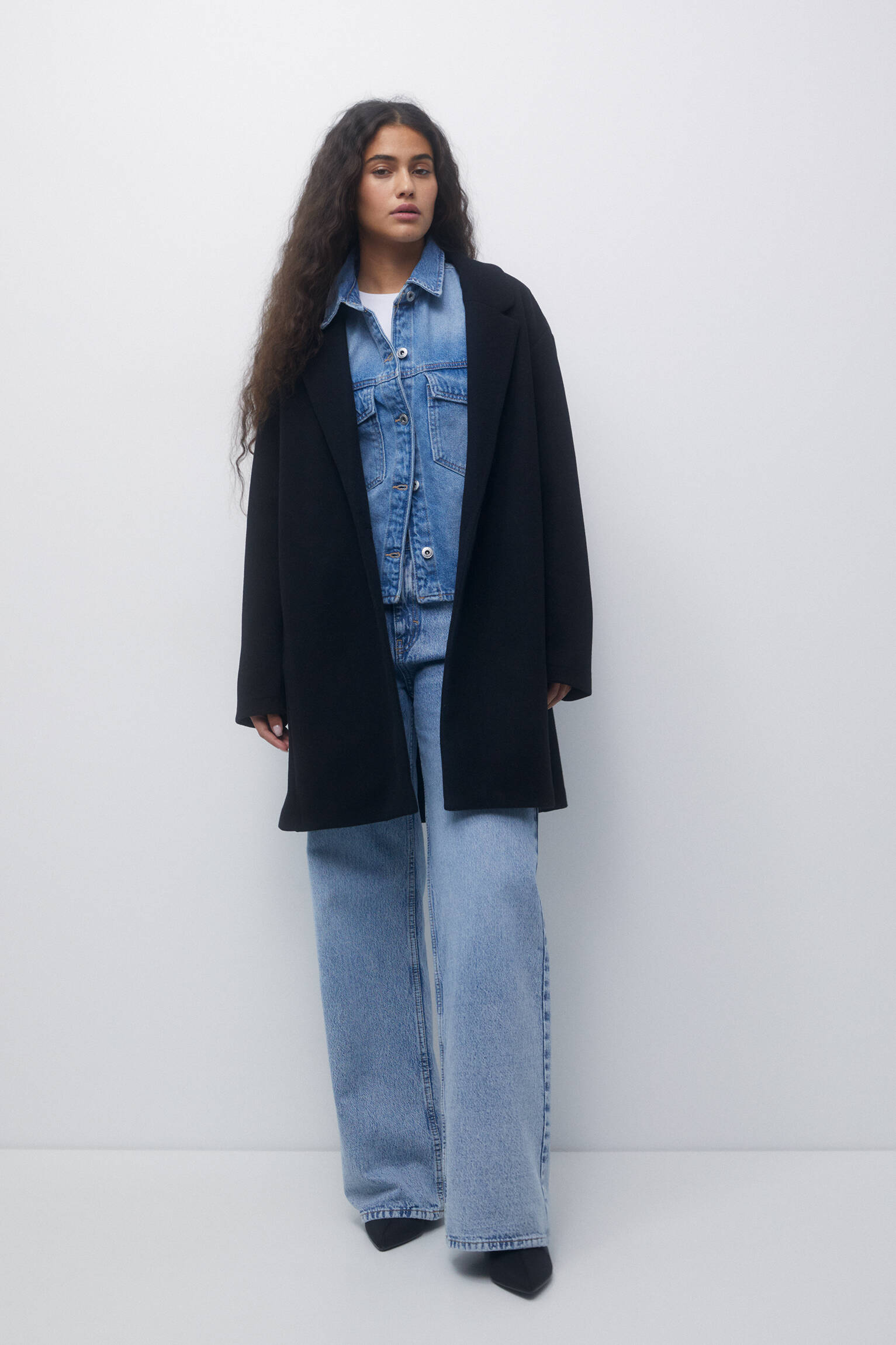 Felt texture coat with button - PULL&BEAR 