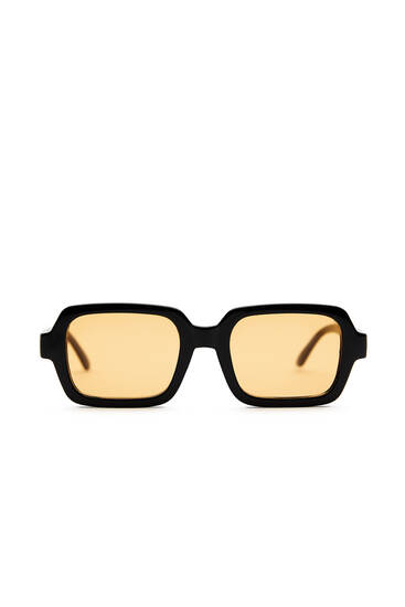 Слънчеви очила в ретро стил