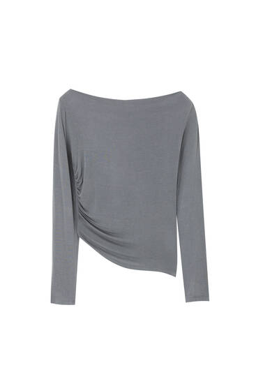 Descubre lo ltimo en Camisetas de Mujer PULL BEAR