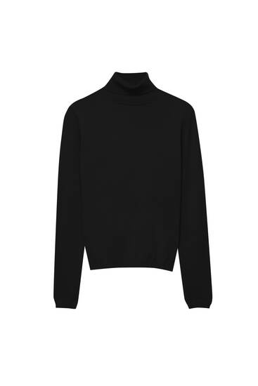 Basic long sleeve jumper with a turtleneck