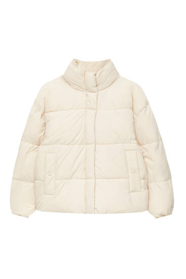 Puffer jacket with a funnel collar