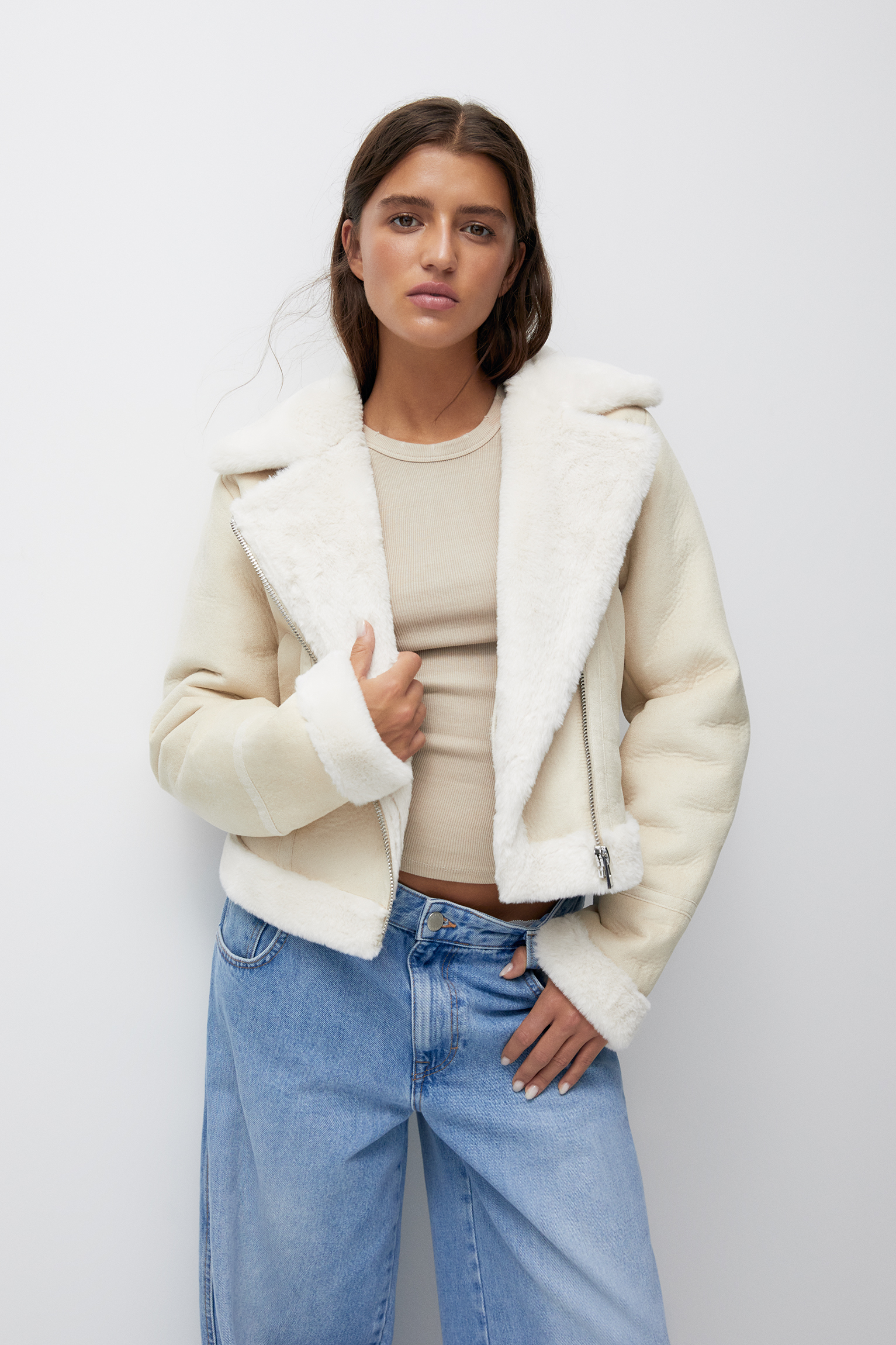 Bikerjacks Jacks Kleding Dames PULL&BEAR Belgium / Belgique