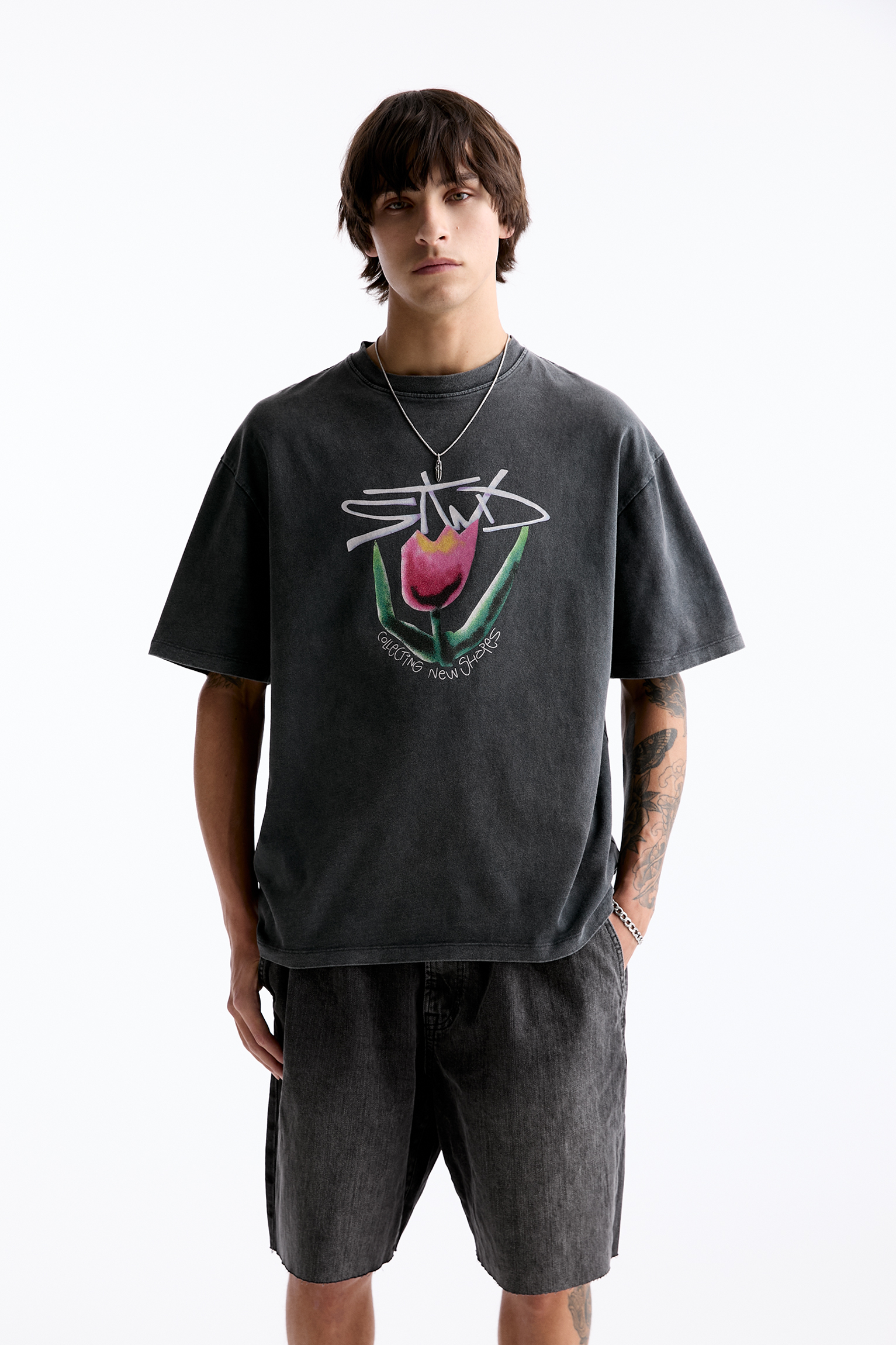 Graphics - T-shirts - Clothing - Man - PULL&BEAR United Arab Emirates