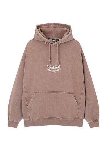 Boxy fit hoodie with embroidered detail