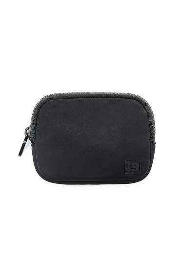 Schwarze Pouch-Brieftasche