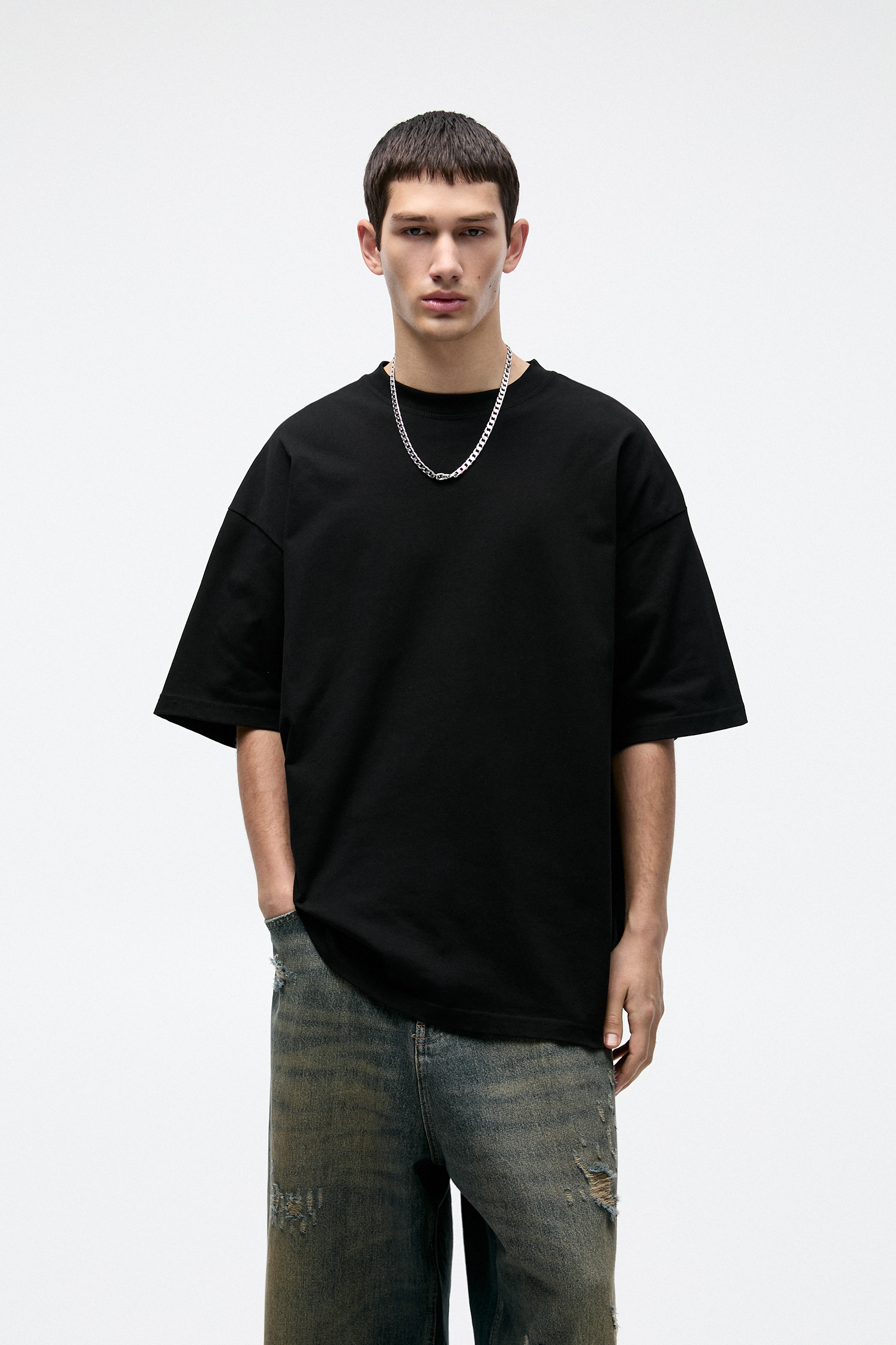 Oversized - T-shirts - Clothing - Man - PULL&BEAR United Arab Emirates