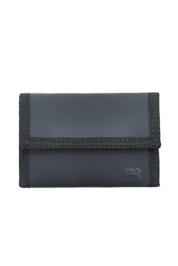 Rubberised wallet with a hook-and-loop fastening