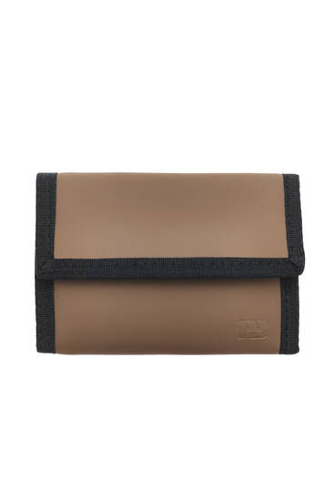 Rubberised wallet with a hook-and-loop fastening
