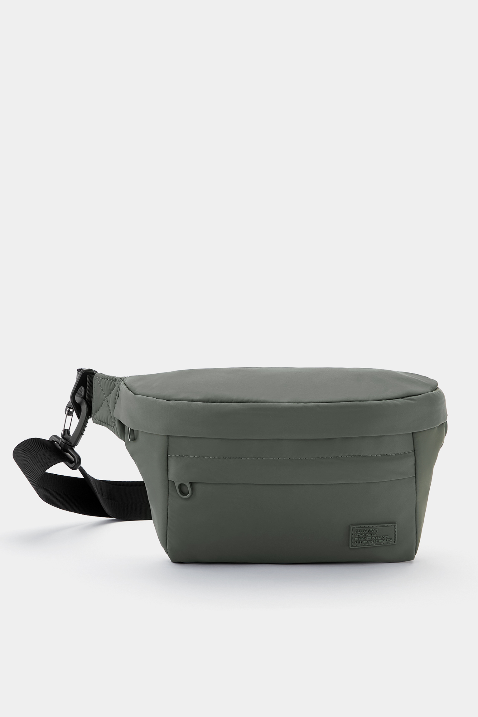 Belt bags bags backpacks man pull bear united arab emirates