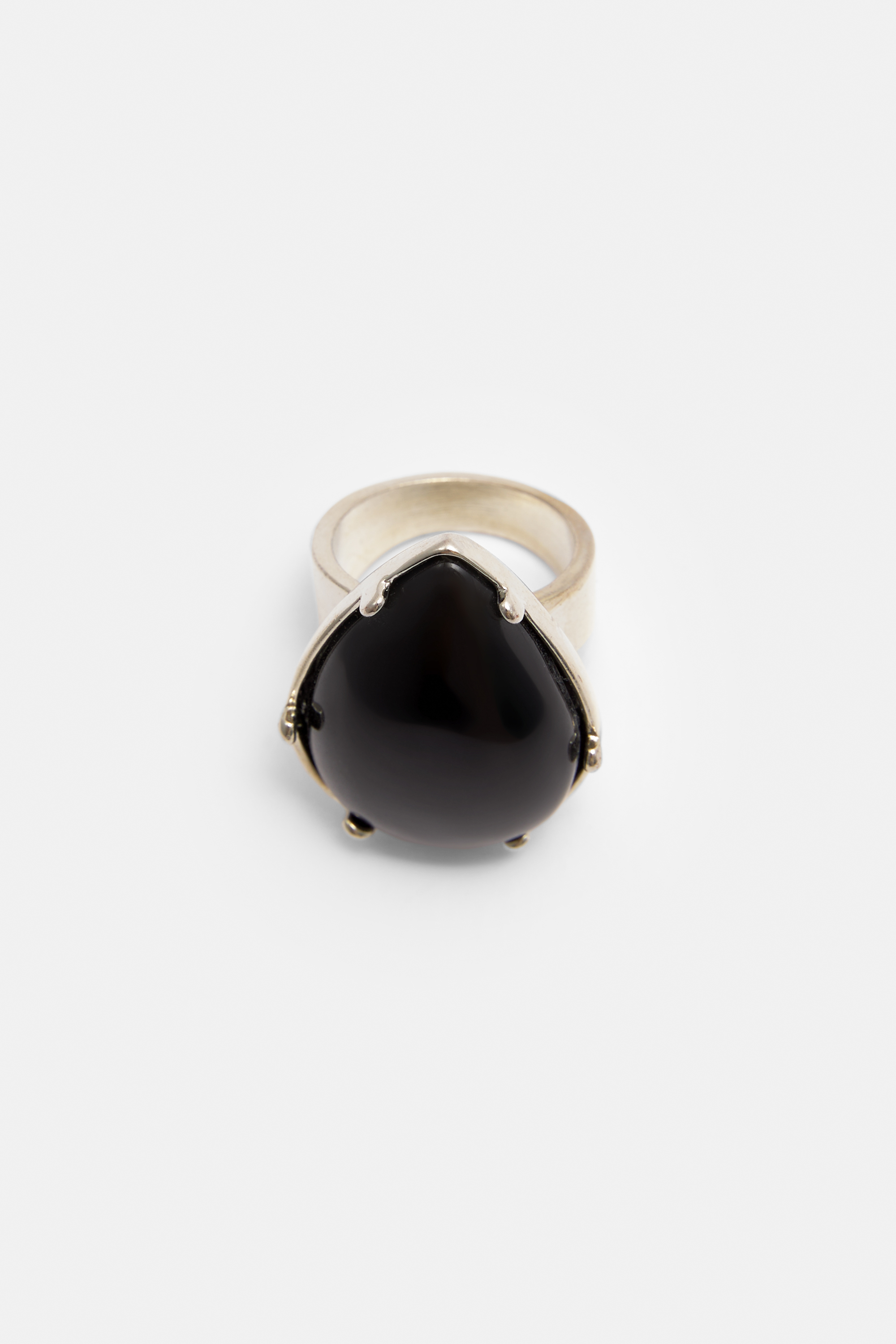 Teardrop ring