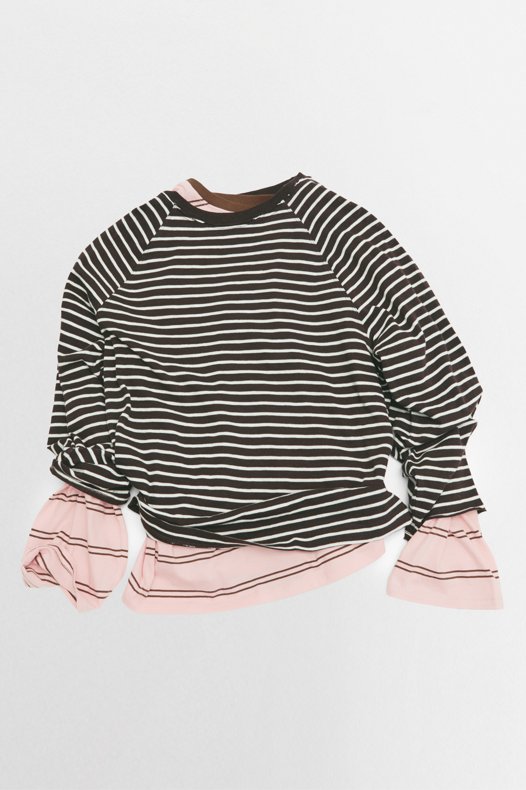 Long sleeve raglan T-shirt