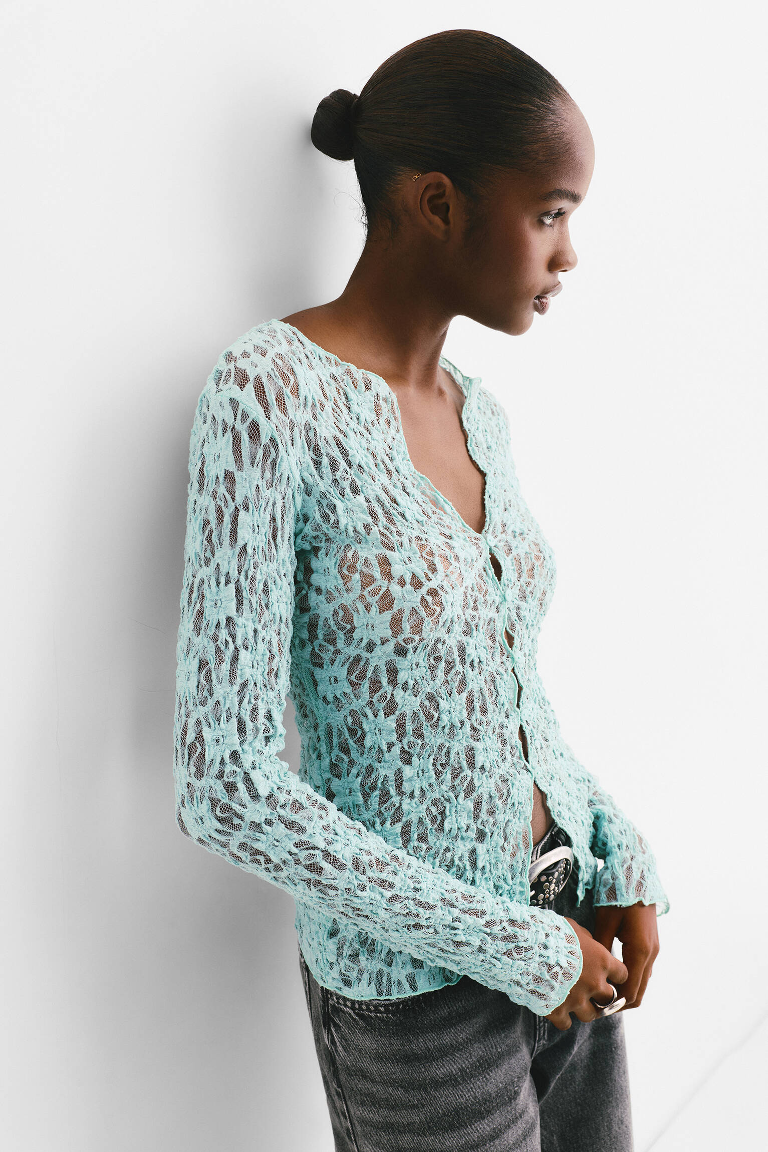 Top a manica lunga in pizzo - PULL&BEAR