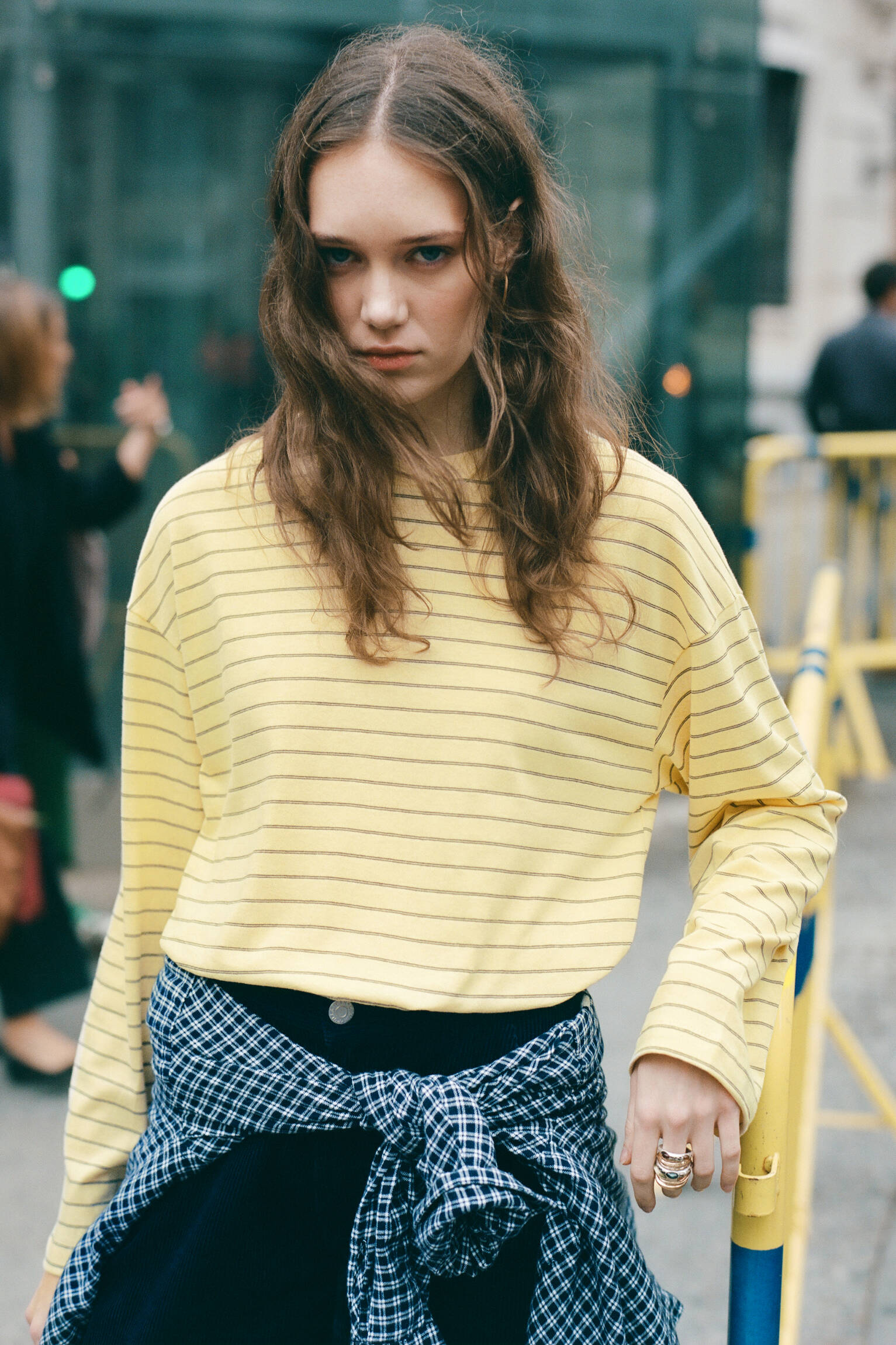 T-shirt jaune à rayures - pull&bear