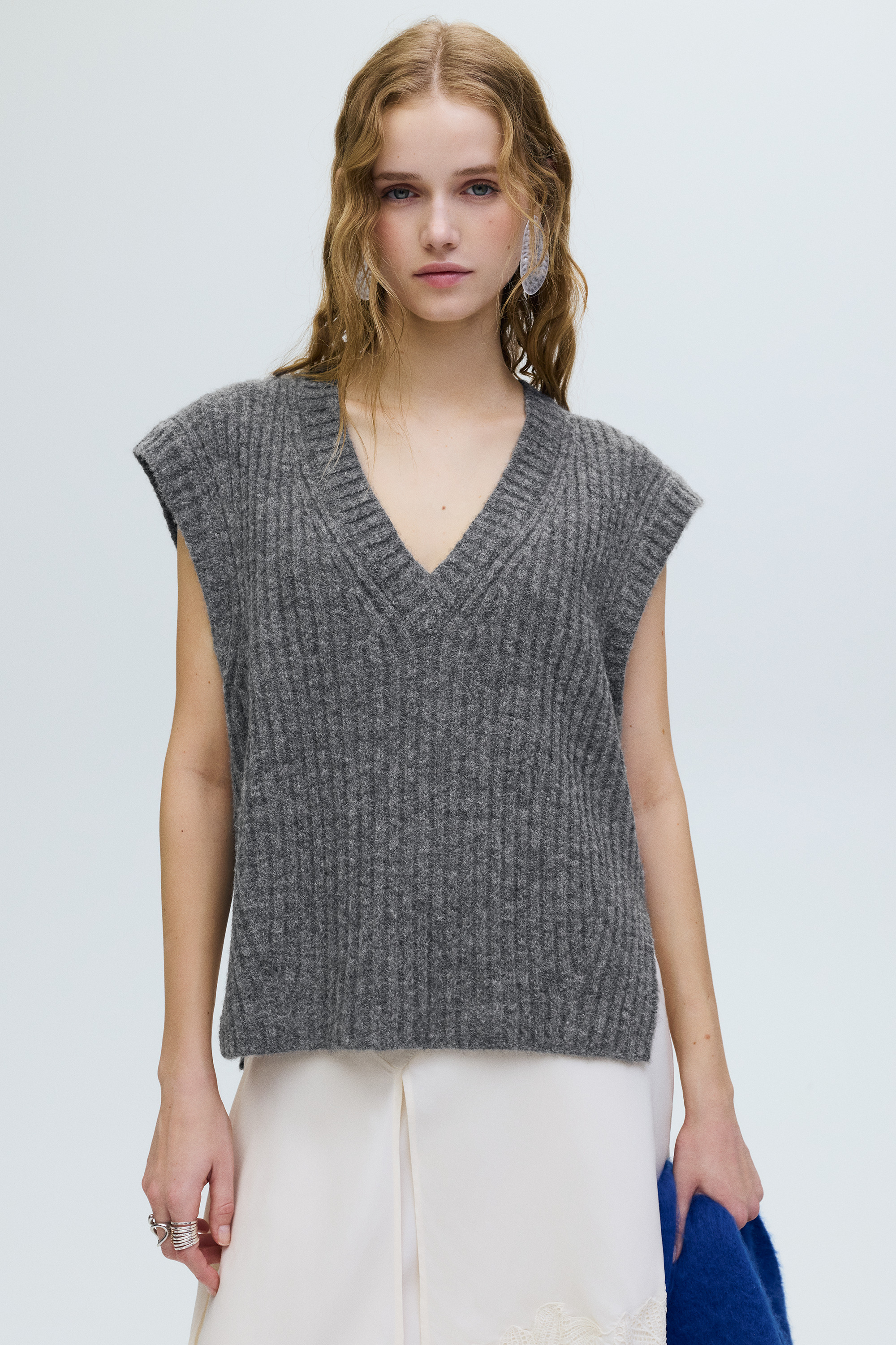 Ribbed knit vest