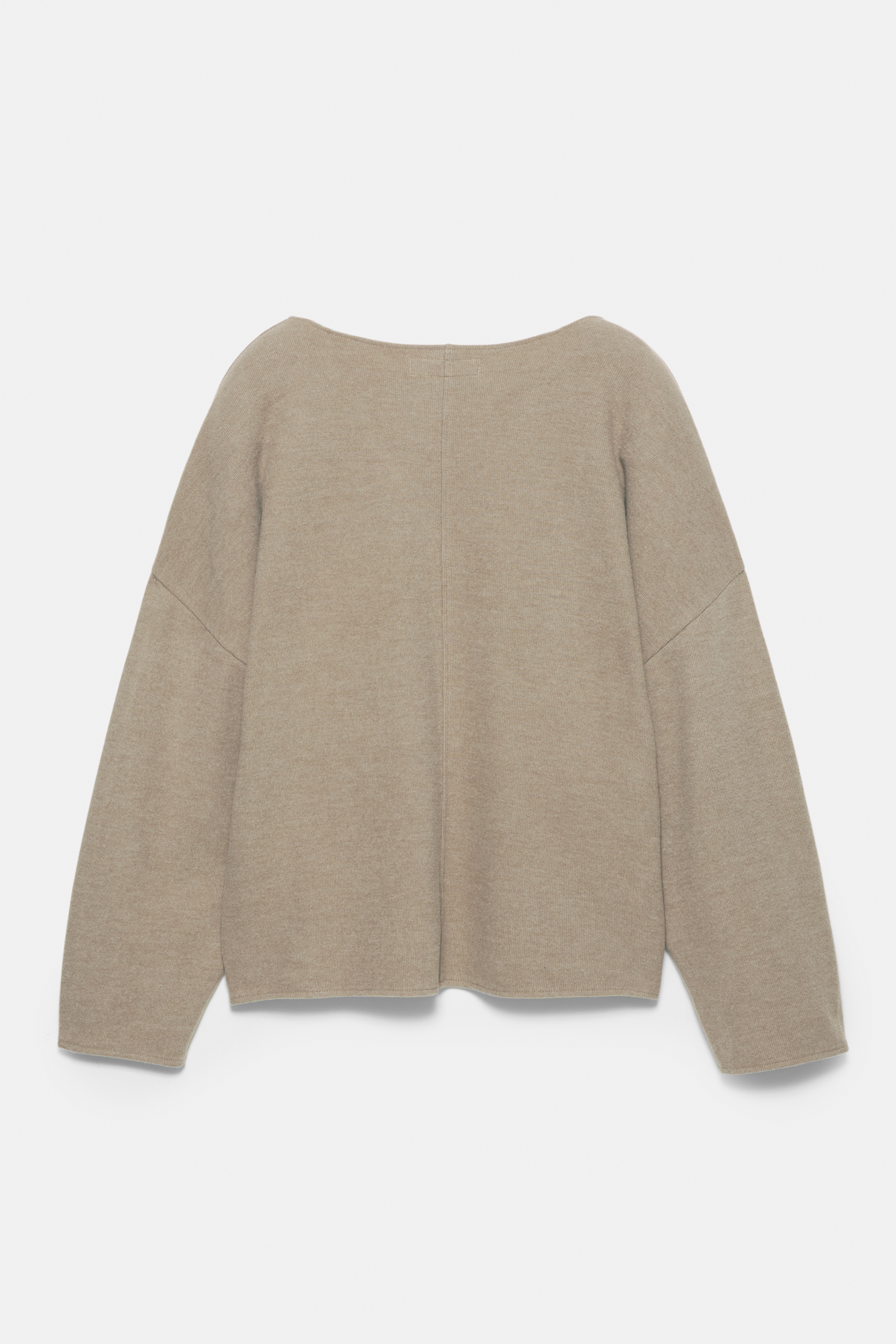 سويتر بملمس ناعم