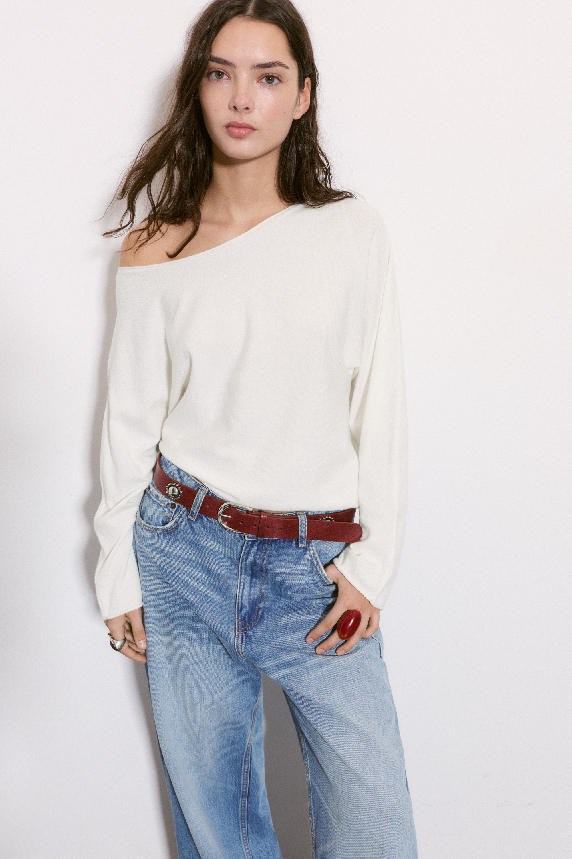 Asymmetric jumper