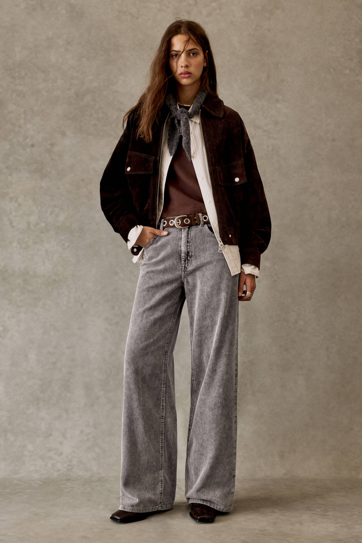 Pantalon wide leg en velours côtelé