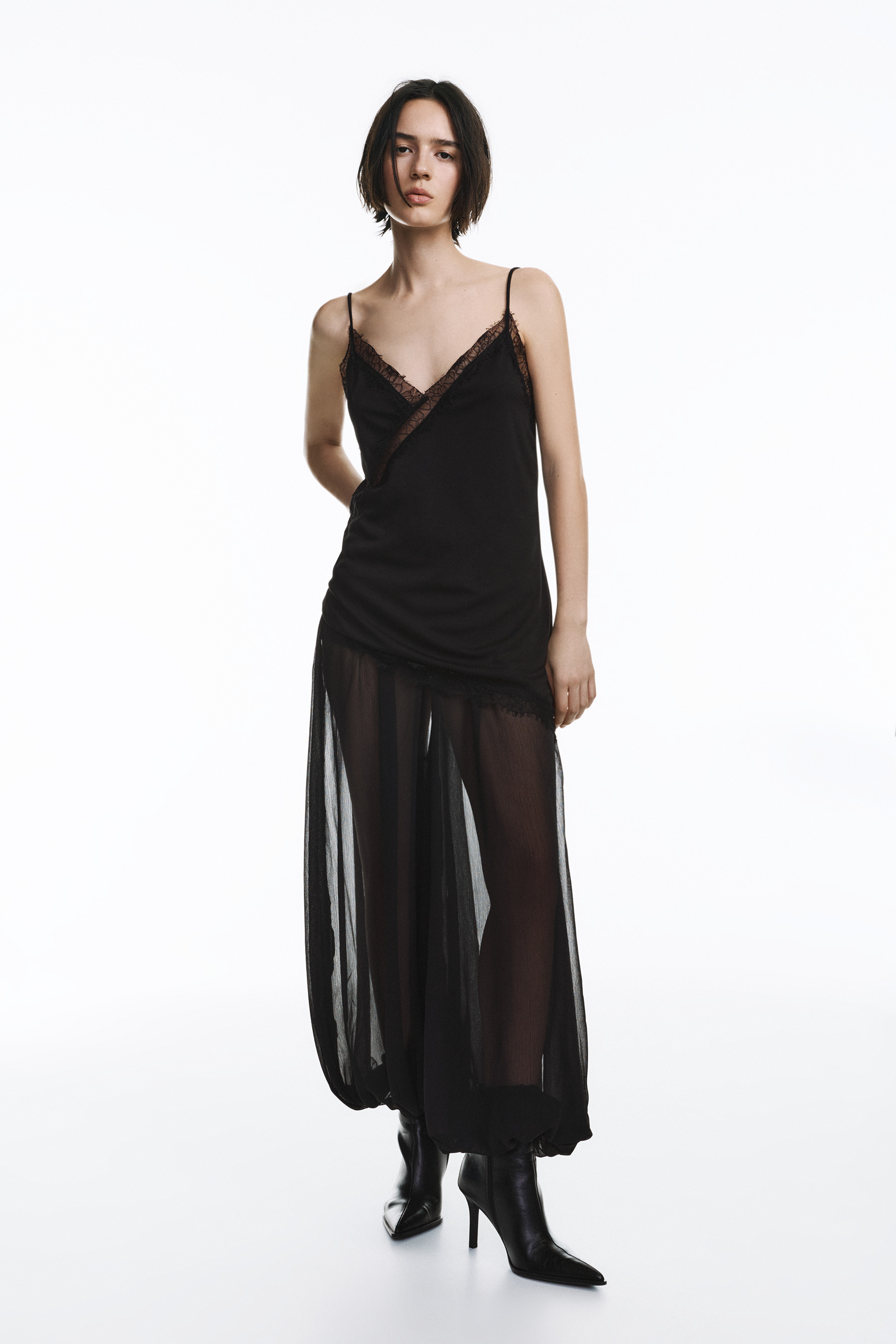 Halfdoorschijnende pofbroek