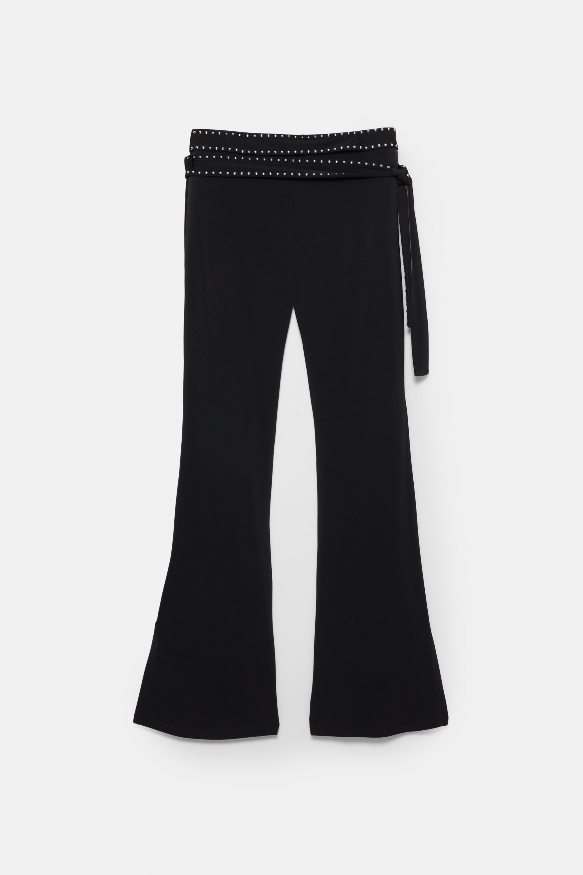 Spodnie dzwony z zakładkami i nitami